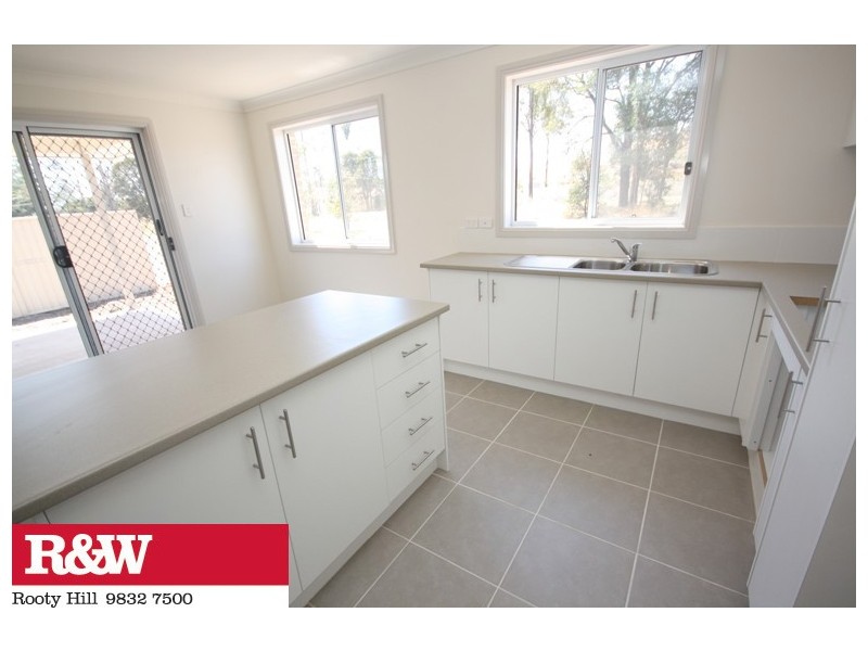 13B CASSAR PLACE, Oakhurst NSW 2761