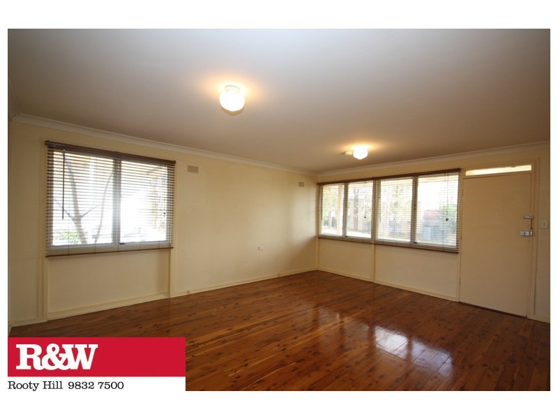 13 KURAMA CRESCENT, Whalan NSW 2770