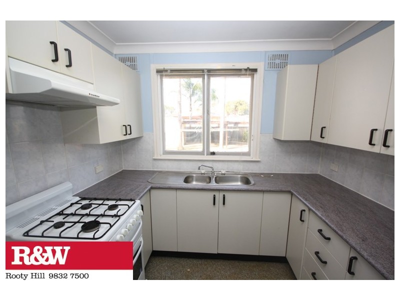 13 KURAMA CRESCENT, Whalan NSW 2770