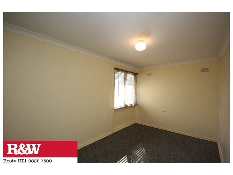 13 KURAMA CRESCENT, Whalan NSW 2770