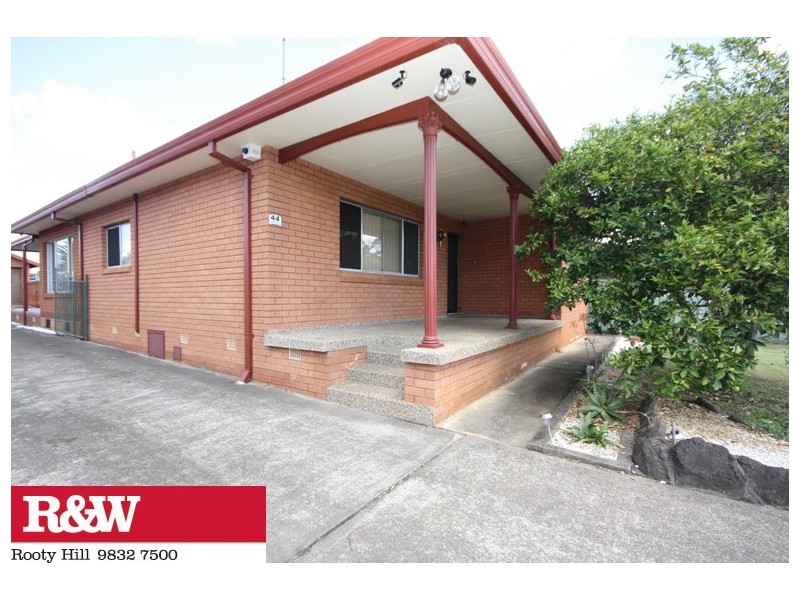 44 BRISBANE STREET, Oxley Park NSW 2760
