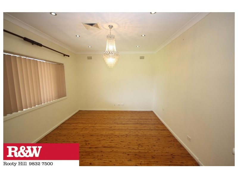 44 BRISBANE STREET, Oxley Park NSW 2760