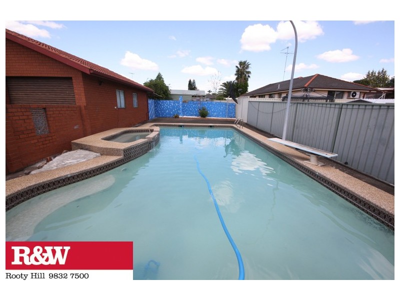 44 BRISBANE STREET, Oxley Park NSW 2760