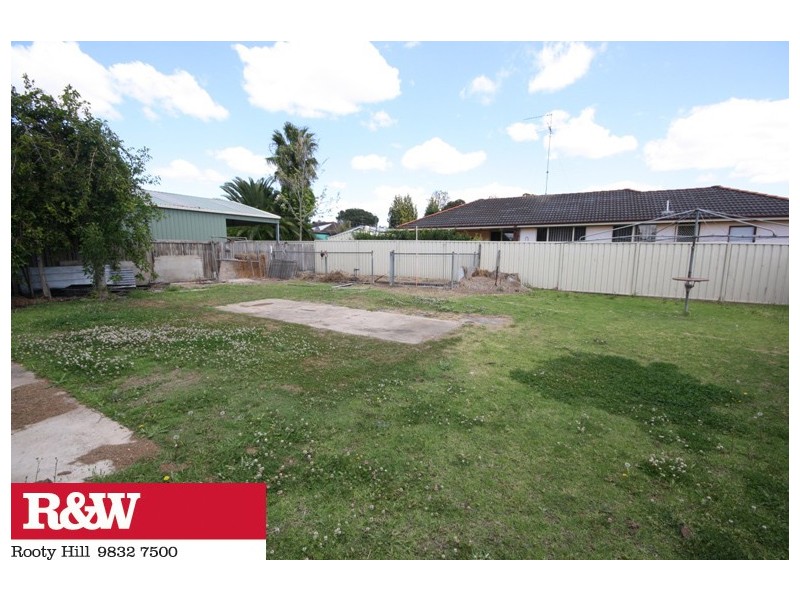 44 BRISBANE STREET, Oxley Park NSW 2760