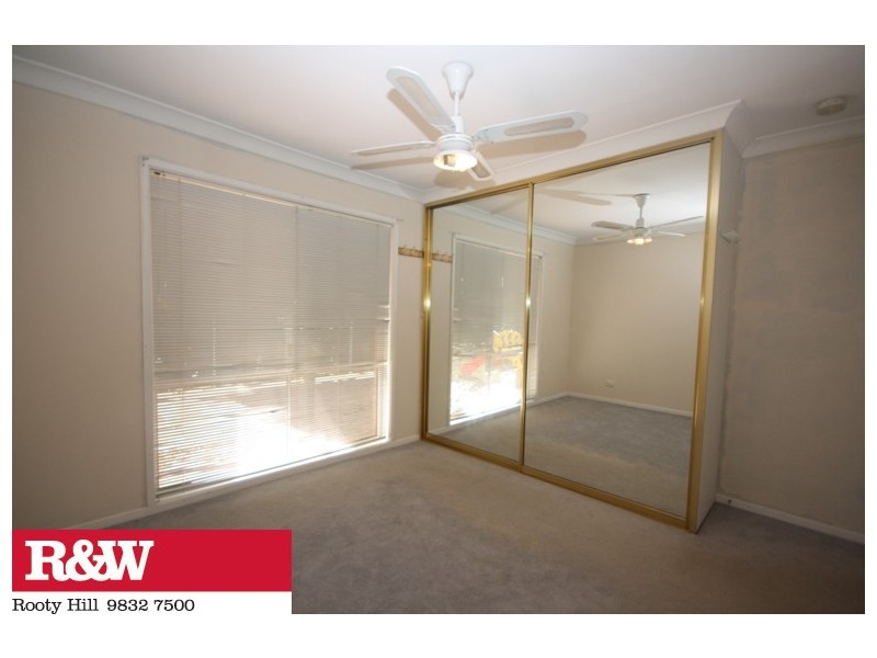 18 ATHENS AVENUE, Hassall Grove NSW 2761