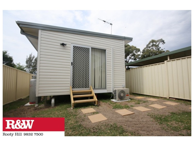 95A MANILA ROAD, Lethbridge Park NSW 2770