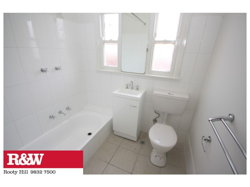 5 OMAROO AVENUE, Doonside NSW 2767