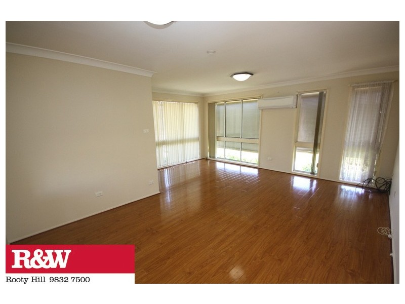 21 TARANA CRESCENT, Dharruk NSW 2770