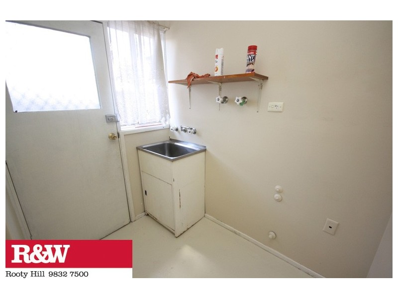 21 TARANA CRESCENT, Dharruk NSW 2770