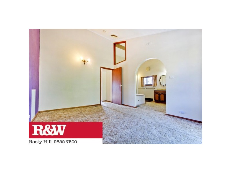 16 DOCTOR LAWSON PLACE, Rooty Hill NSW 2766