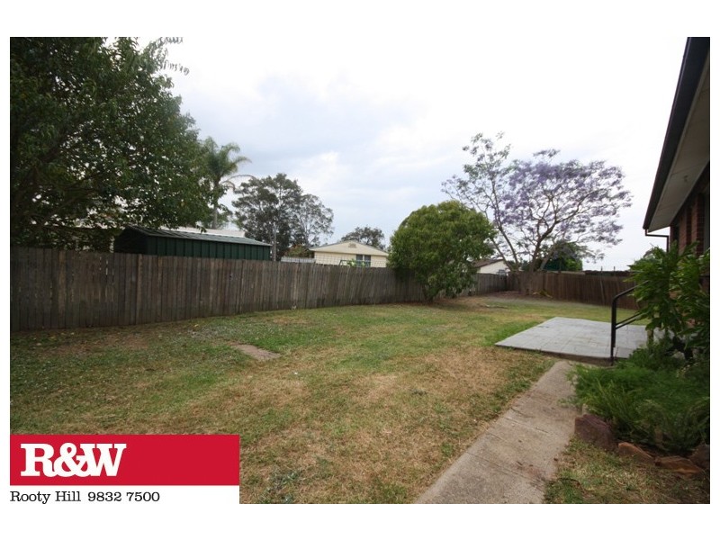 14 FIELD PLACE, Blackett NSW 2770