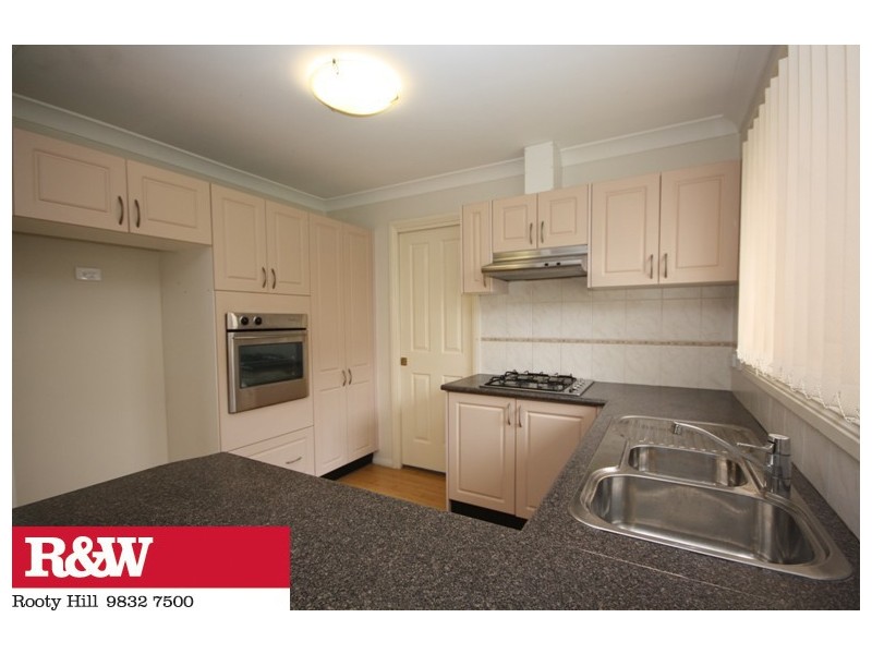 9 GLENROBEN PLACE, Mount Druitt NSW 2770