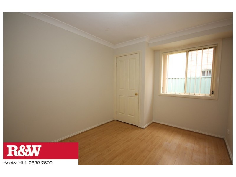 9 GLENROBEN PLACE, Mount Druitt NSW 2770