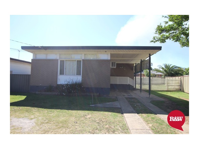 12 Picot Place, Blackett NSW 2770