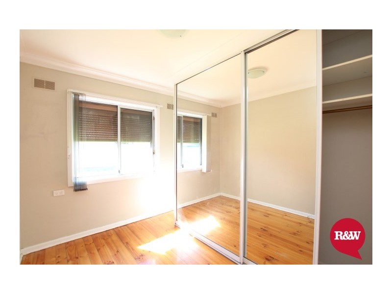 12 Picot Place, Blackett NSW 2770