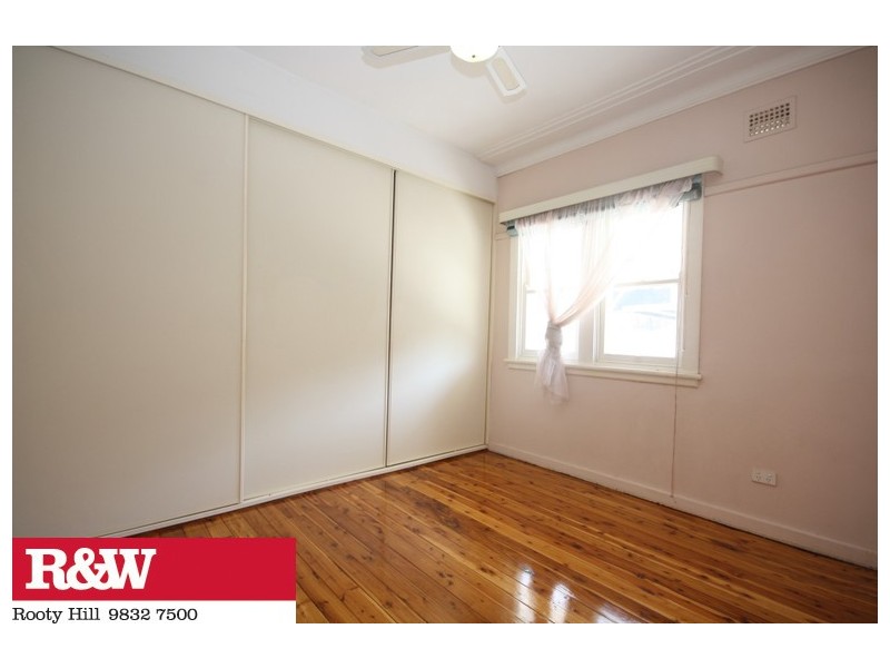 8 MINCHINBURY STREET, Eastern Creek NSW 2766