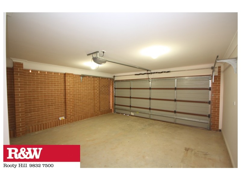 12 McINTYRE STREET, Ropes Crossing NSW 2760
