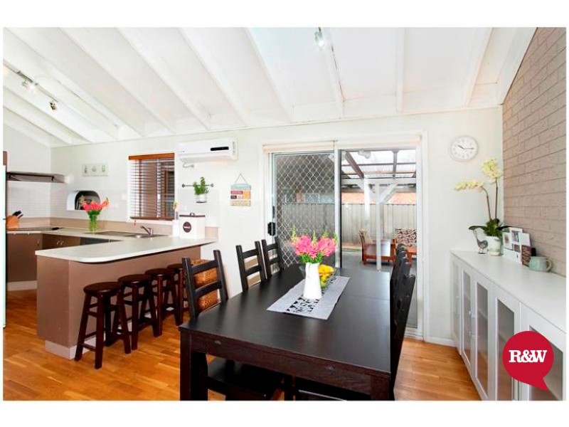 42 Mifsud Crescent, Oakhurst NSW 2761