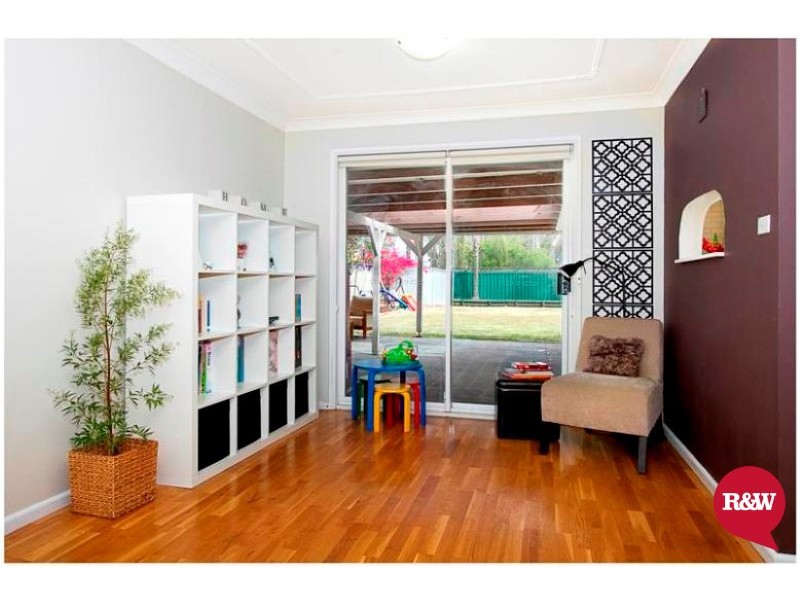 42 Mifsud Crescent, Oakhurst NSW 2761