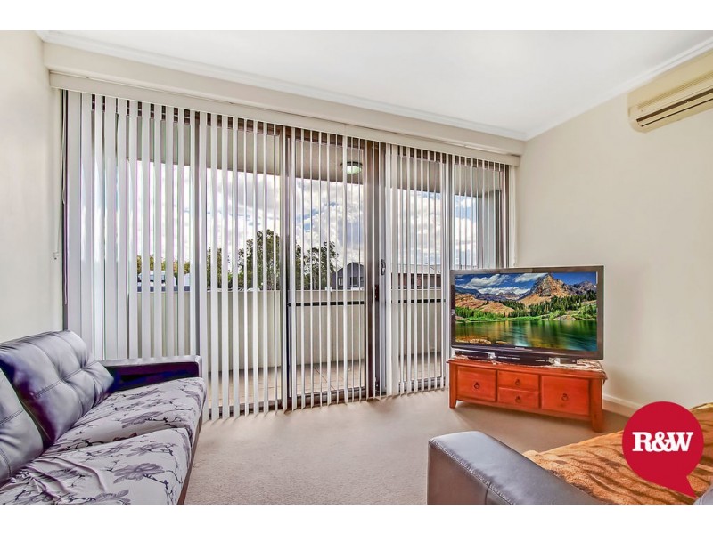2A/541 Pembroke Road, Leumeah NSW 2560