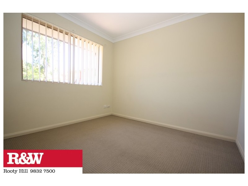 8/15 HYTHE STREET, Mount Druitt NSW 2770