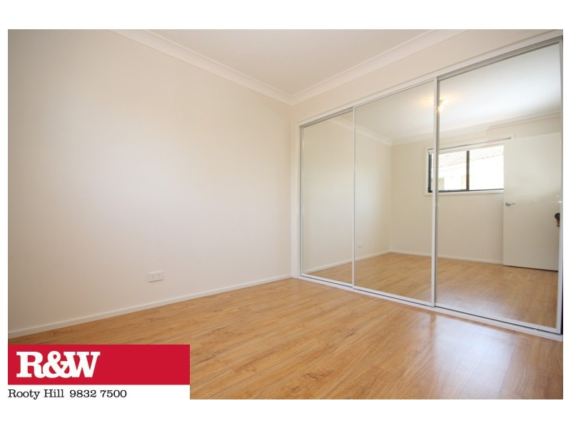 5a DURVILLE AVENUE, Tregear NSW 2770