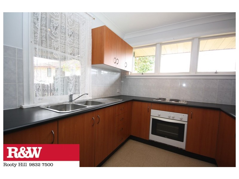 4 DUFEK PLACE, Tregear NSW 2770