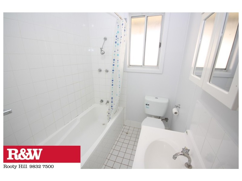 4 DUFEK PLACE, Tregear NSW 2770