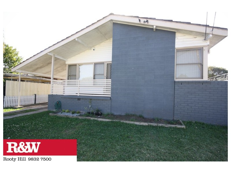 23 TAPIOLA AVENUE, Hebersham NSW 2770