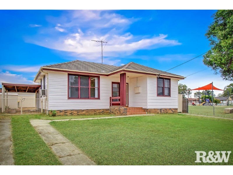 14 Tobruk Street, North St Marys NSW 2760