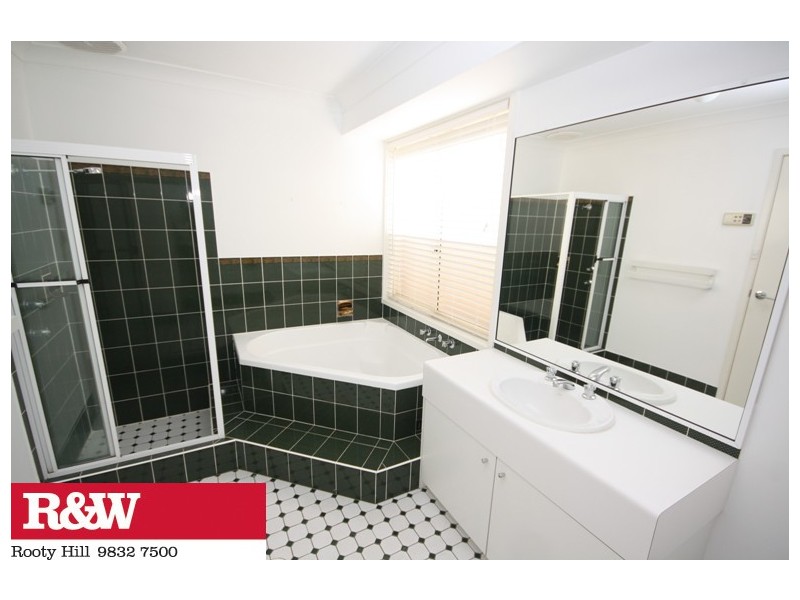 68 ESKDALE STREET, Minchinbury NSW 2770