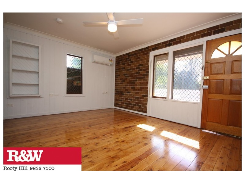 82 AURORA DRIVE, Tregear NSW 2770