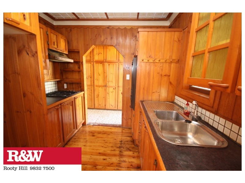 82 AURORA DRIVE, Tregear NSW 2770