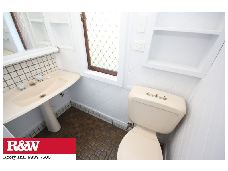 82 AURORA DRIVE, Tregear NSW 2770