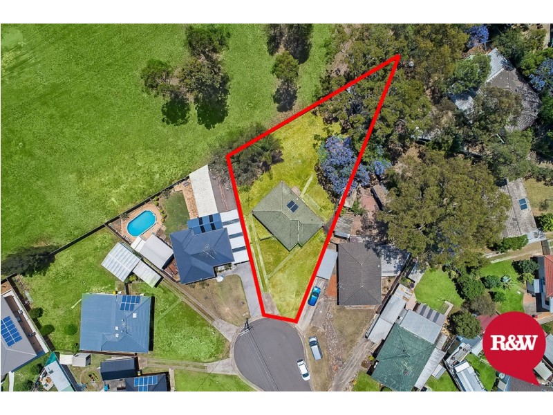 8 Petrel Place, Tregear NSW 2770