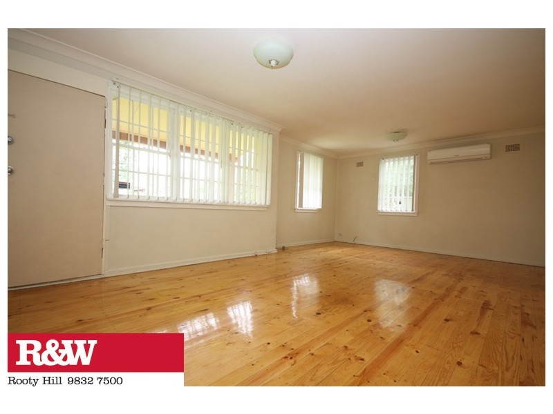 6 HARDY STREET, Blackett NSW 2770