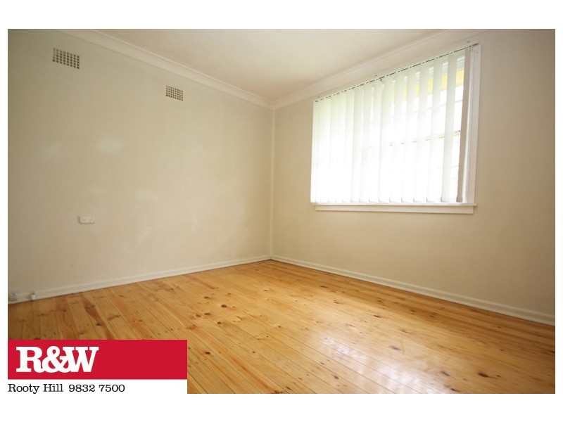 6 HARDY STREET, Blackett NSW 2770