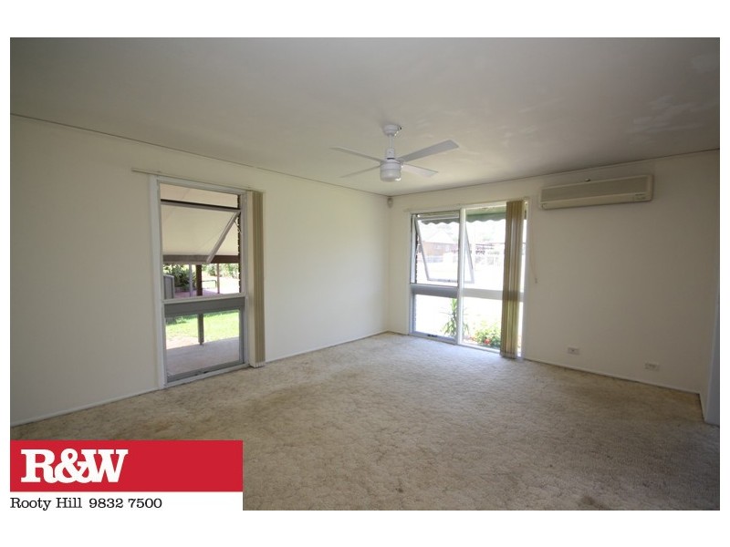 38 SALAMAUA ROAD, Whalan NSW 2770