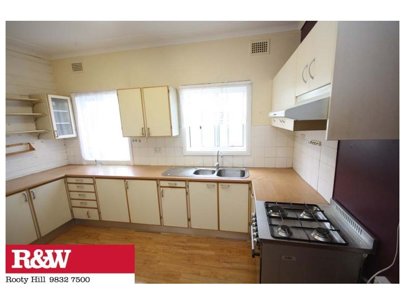 4 EVANS ROAD, Rooty Hill NSW 2766