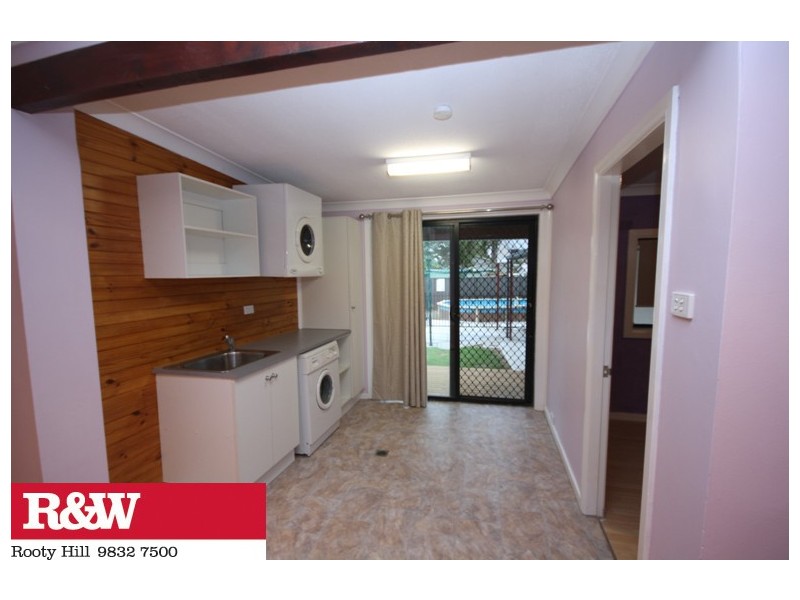 31 ATHEL STREET, North St Marys NSW 2760