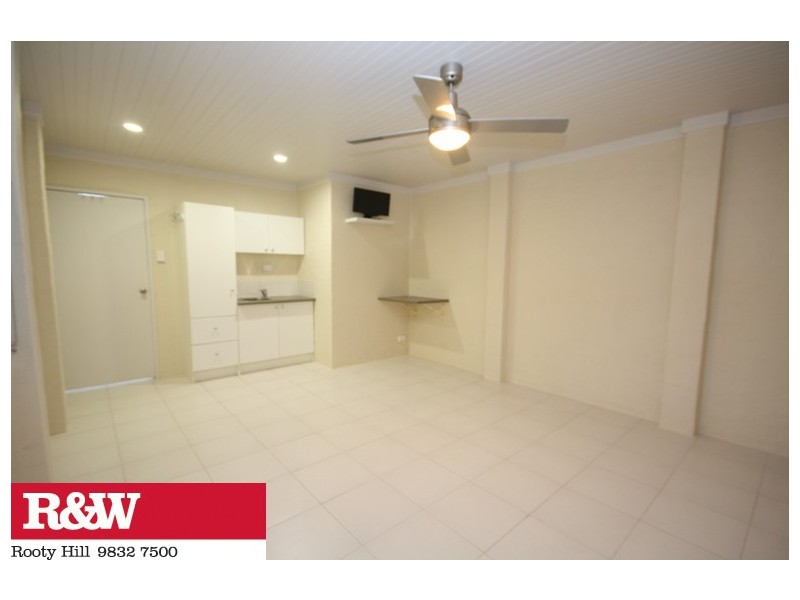 31 ATHEL STREET, North St Marys NSW 2760