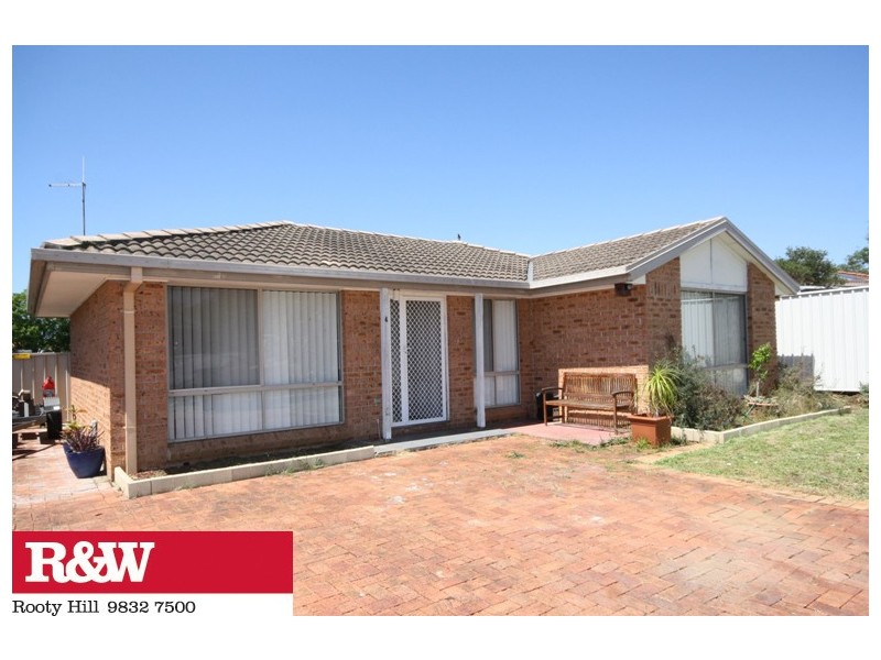 4 LYDIA PLACE, Hassall Grove NSW 2761