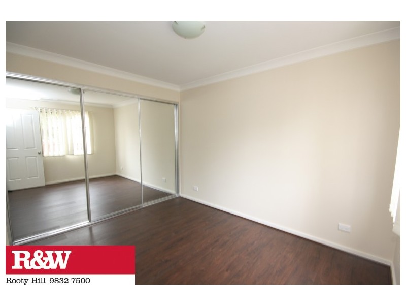 39A LINGAYEN AVENUE, Lethbridge Park NSW 2770