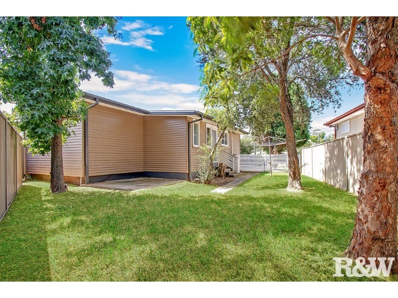 5 Kinkuna Street, Busby NSW 2168