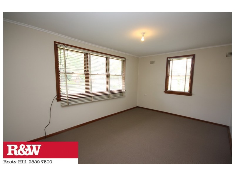 21 FISHER AVENUE, South Penrith NSW 2750