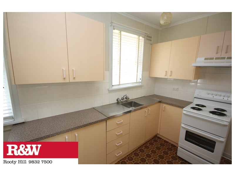 21 FISHER AVENUE, South Penrith NSW 2750