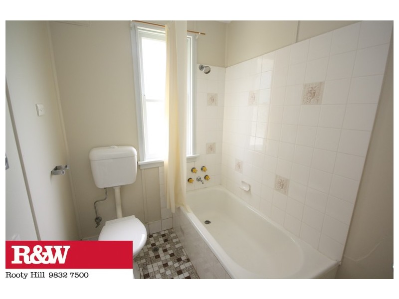 21 FISHER AVENUE, South Penrith NSW 2750