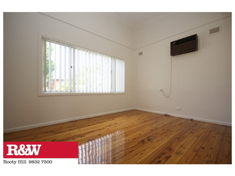 45 ELIZABETH CRESCENT, Kingswood NSW 2747