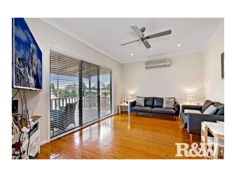 8 Dunsmore Street, Rooty Hill NSW 2766