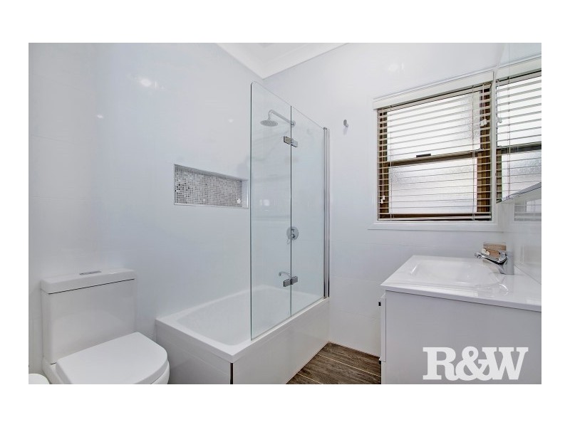 8 Dunsmore Street, Rooty Hill NSW 2766